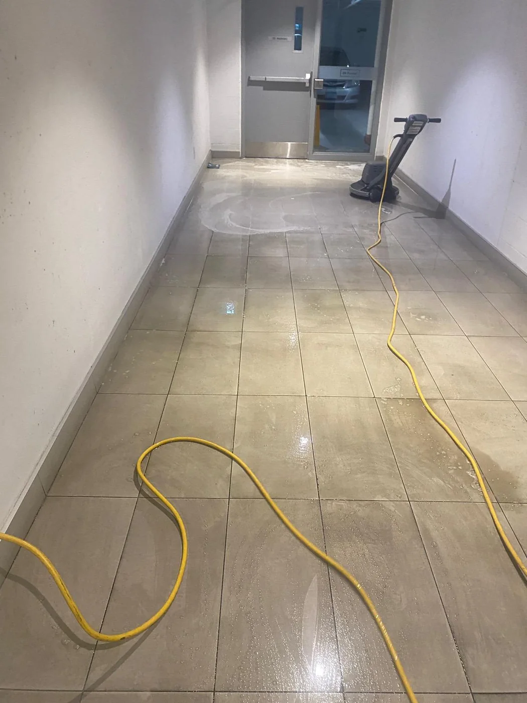 Floor before professional cleaning - project 4