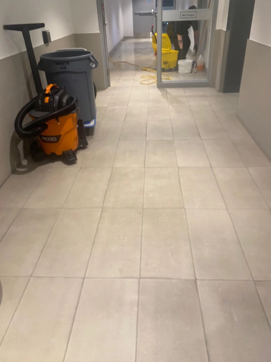 Floor before professional cleaning - project 6